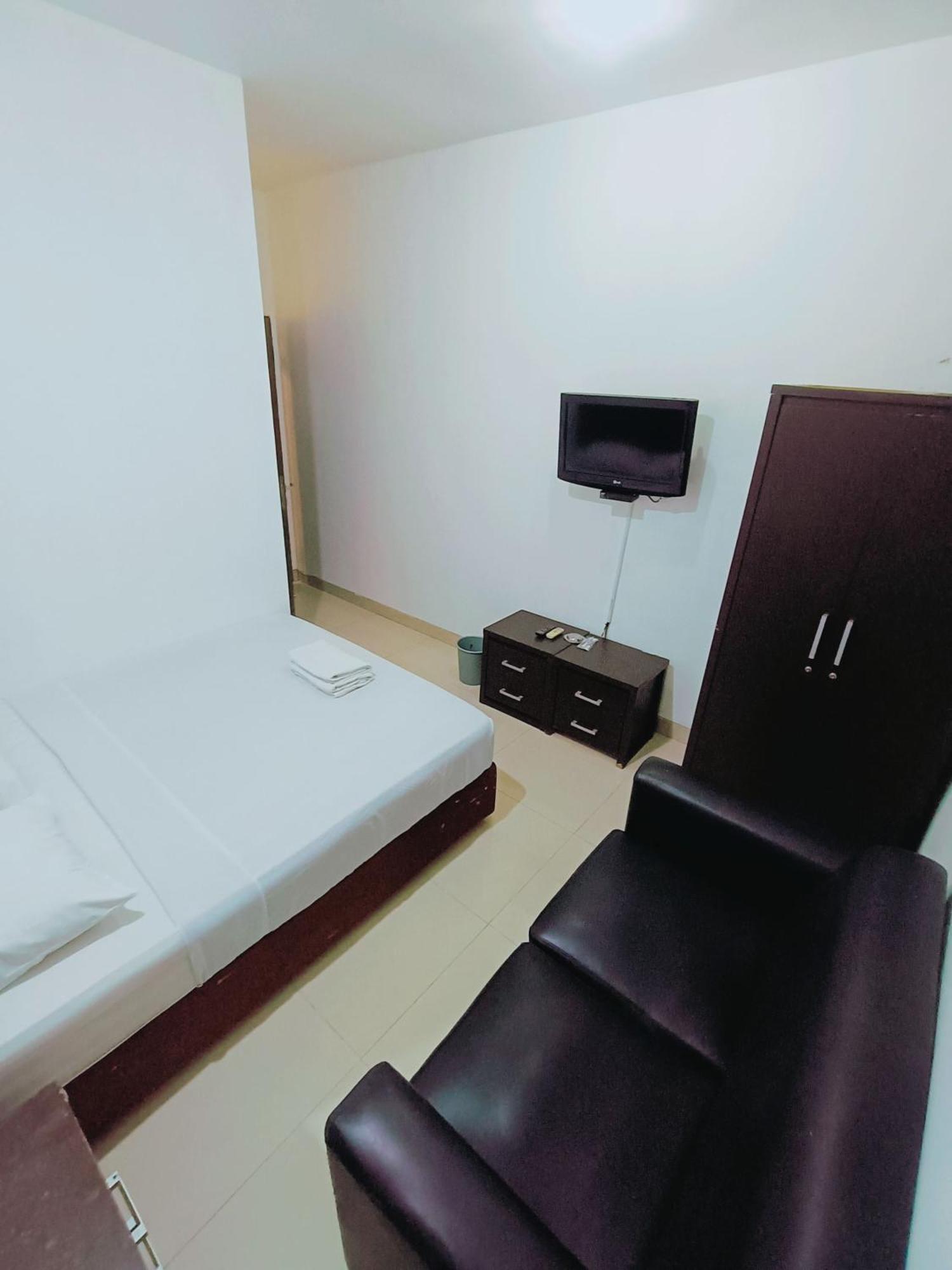VI Hotel Μπαντούνγκ Εξωτερικό φωτογραφία