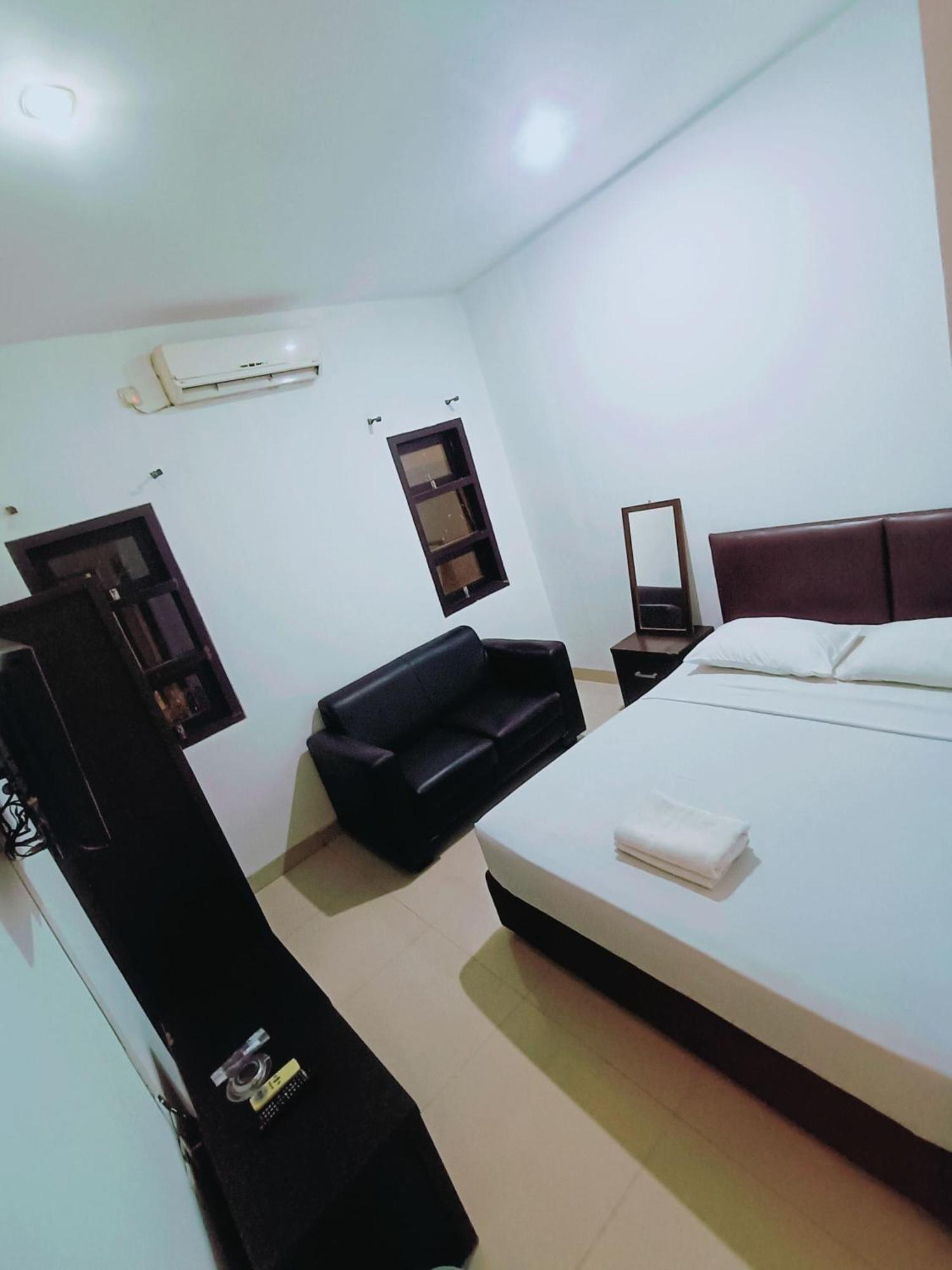 VI Hotel Μπαντούνγκ Εξωτερικό φωτογραφία